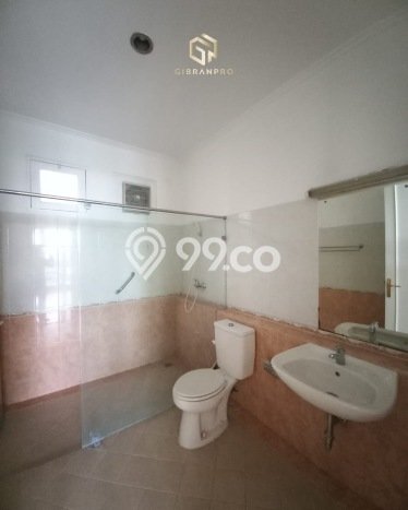 Disewakan Rumah Nyaman di Kemang LT 875m2 / LB 500m2 Siap Huni Disewakan Rumah Nyaman di Kemang LT 875m2 / LB 500m2 Siap Huni