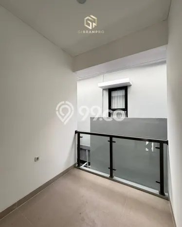 Dijual Rumah Luas Megah Dengan View Eksklusif di Joglo, Jakarta Barat Dijual Rumah Luas Megah Dengan View Eksklusif di Joglo, Jakarta Barat