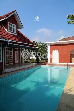 Lokasi strategis! Rumah siap pakai disewakan di Cilandak LB 300m2 Lokasi strategis! Rumah siap pakai disewakan di Cilandak LB 300m2