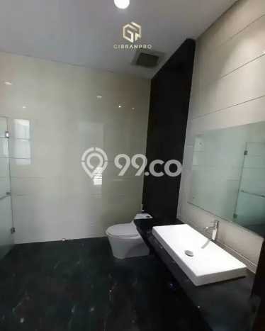 Rumah Sewa Jakarta Selatan LT 220m2 LB 500m2 Area Radio Dalam Rumah Sewa Jakarta Selatan LT 220m2 LB 500m2 Area Radio Dalam
