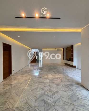 Hunian Elit LB 341m2 Siap Pakai Desain Elegan di Joglo, Jakarta Barat Hunian Elit LB 341m2 Siap Pakai Desain Elegan di Joglo, Jakarta Barat