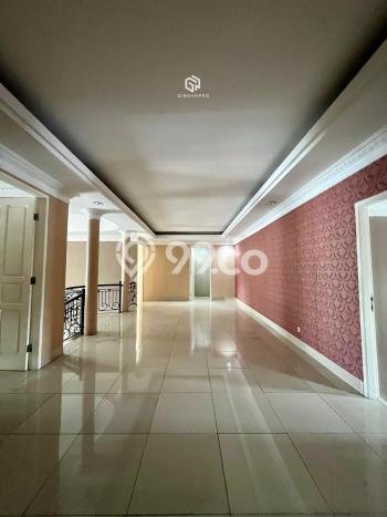 Rumah 6 Kamar Siap Huni Dikontrakkan di Menteng Harga Kompetitif Rumah 6 Kamar Siap Huni Dikontrakkan di Menteng Harga Kompetitif