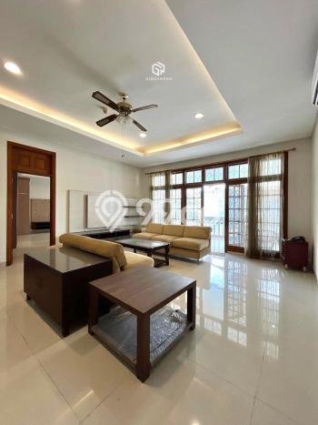 Disewakan Rumah Nyaman di Pondok Indah LT 500m2 / LB 650m2 Siap Huni Disewakan Rumah Nyaman di Pondok Indah LT 500m2 / LB 650m2 Siap Huni