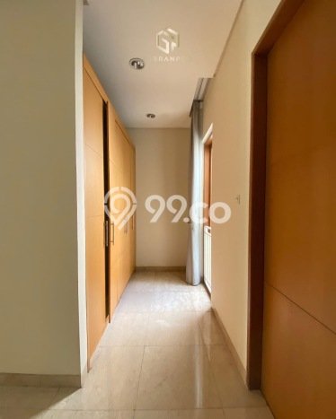 Disewakan Rumah Strategis di Kemang LT 674m2 / LB 600m2 Siap Huni Disewakan Rumah Strategis di Kemang LT 674m2 / LB 600m2 Siap Huni