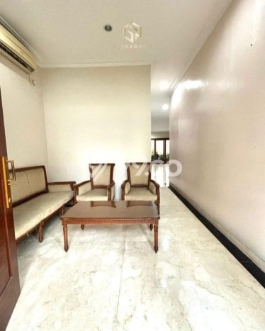 Disewakan! Rumah 5 Kamar Tidur &
3 Kamar Mandi di Pondok Indah, Jakarta Selatan Disewakan! Rumah 5 Kamar Tidur &
3 Kamar Mandi di Pondok Indah, Jakarta Selatan