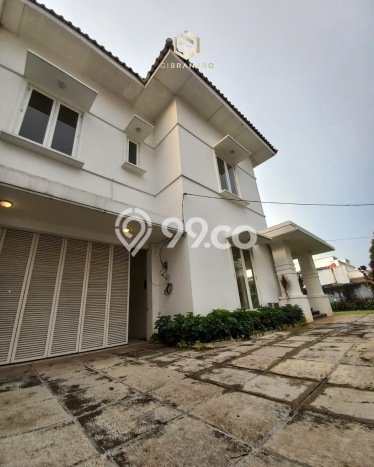 Disewakan Rumah Nyaman di Kemang LT 875m2 / LB 500m2 Siap Huni Disewakan Rumah Nyaman di Kemang LT 875m2 / LB 500m2 Siap Huni
