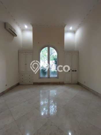 Disewakan Rumah Harga Terjangkau di Kemang Jakarta Selatan Punya 5 Kamar Tidur Disewakan Rumah Harga Terjangkau di Kemang Jakarta Selatan Punya 5 Kamar Tidur