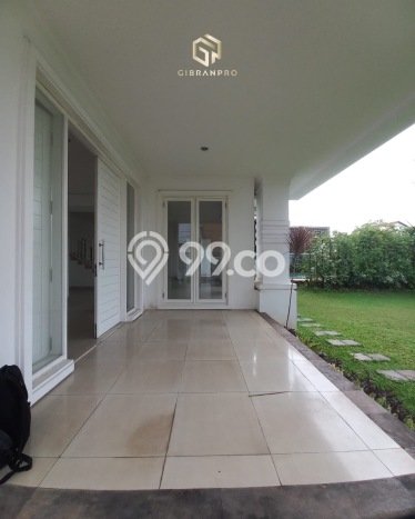 Disewakan Rumah Nyaman di Kemang LT 875m2 / LB 500m2 Siap Huni Disewakan Rumah Nyaman di Kemang LT 875m2 / LB 500m2 Siap Huni