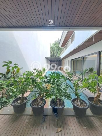 Hunian Minimalis Untuk Disewakan di Pondok Indah Jakarta Selatan 6 KT & 6 KM Hunian Minimalis Untuk Disewakan di Pondok Indah Jakarta Selatan 6 KT & 6 KM