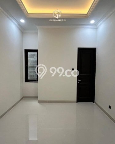 Rumah Elit LB 250m2 Siap Pakai Desain Elegan di Joglo, Jakarta Barat Rumah Elit LB 250m2 Siap Pakai Desain Elegan di Joglo, Jakarta Barat