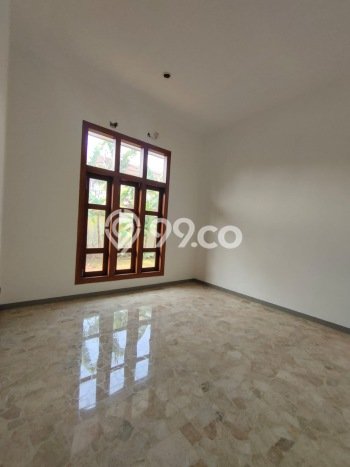 Sewa Rumah Murah di Kemang Jakarta Selatan Punya 3 Kamar Tidur Sewa Rumah Murah di Kemang Jakarta Selatan Punya 3 Kamar Tidur