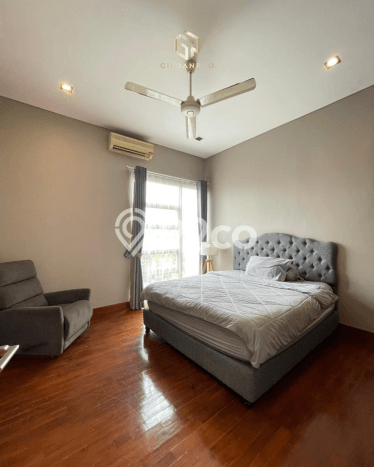Disewakan Rumah Harga Terjangkau di Kemang Jakarta Selatan dengan 5 Kamar Tidur Disewakan Rumah Harga Terjangkau di Kemang Jakarta Selatan dengan 5 Kamar Tidur
