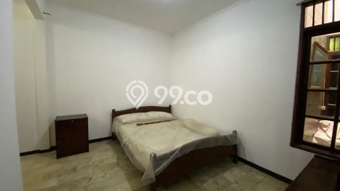 Hunian Mewah LB 230m2 Siap Pakai Desain Elegan di Pondok Kelapa, Jakarta Timur Hunian Mewah LB 230m2 Siap Pakai Desain Elegan di Pondok Kelapa, Jakarta Timur