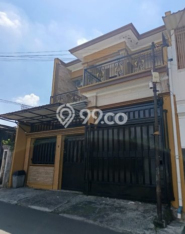 Dijual Cepat Rumah Favorit Siap Huni LB 200m2 di Kebon Jeruk, Jakarta Barat Dijual Cepat Rumah Favorit Siap Huni LB 200m2 di Kebon Jeruk, Jakarta Barat
