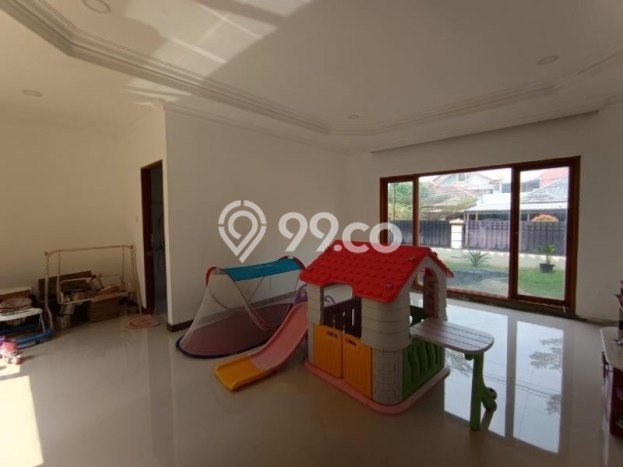 Dijual Rumah Premium dengan Fasilitas Sekitar Komplit di Cinere, Depok Dijual Rumah Premium dengan Fasilitas Sekitar Komplit di Cinere, Depok