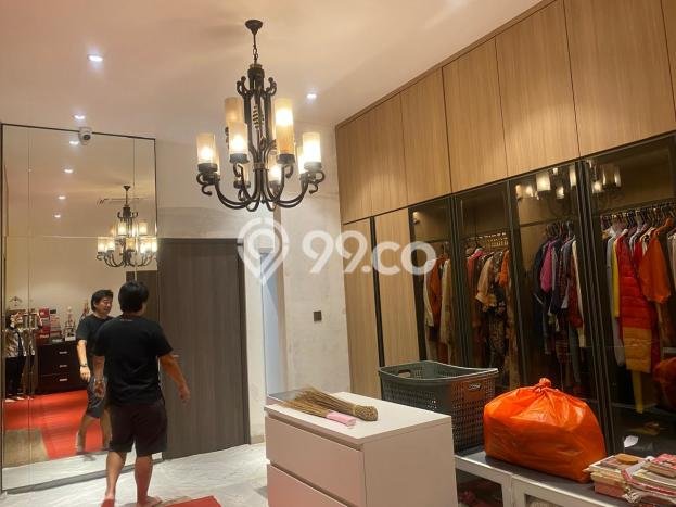 Hot Offer Hunian Mewah Ideal dan Luas di Serpong, Tangerang Selatan Hot Offer Hunian Mewah Ideal dan Luas di Serpong, Tangerang Selatan