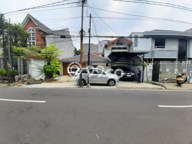 Ready to Use! Premium House LT 265m2 Desain Elegan di Tomang Ready to Use! Premium House LT 265m2 Desain Elegan di Tomang