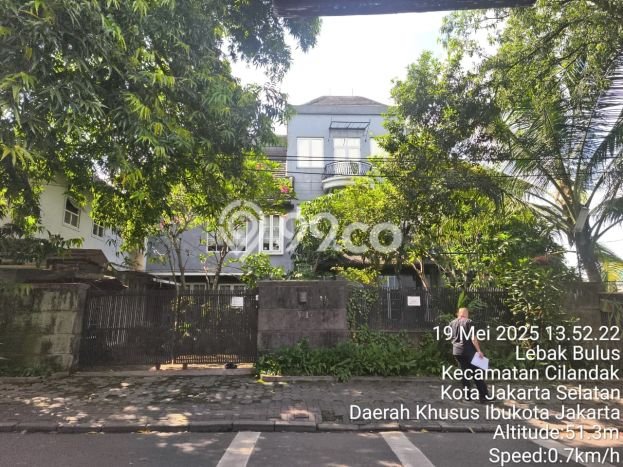 Rumah Luxury Modern Tanpa Renovasi di Lebak Bulus Jakarta Selatan Rumah Luxury Modern Tanpa Renovasi di Lebak Bulus Jakarta Selatan