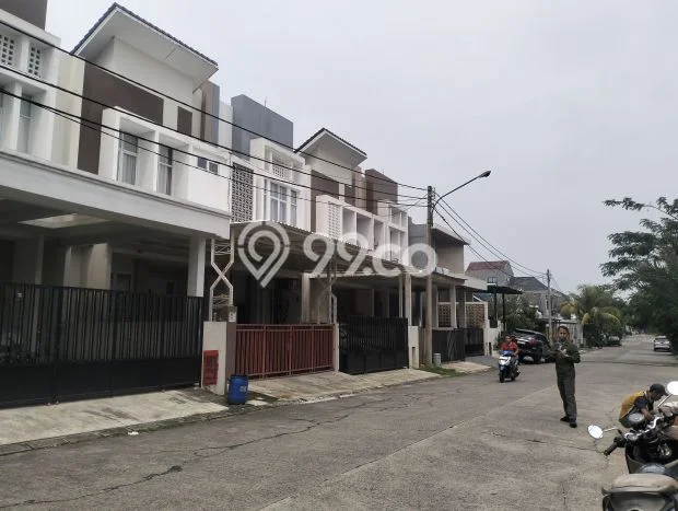 Rumah Modern Cantik 3 KT Siap Huni di Pamulang Rumah Modern Cantik 3 KT Siap Huni di Pamulang