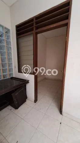 Ready to Use! Luxury House LT 273m2 Desain Elegan di Kedoya Baru Ready to Use! Luxury House LT 273m2 Desain Elegan di Kedoya Baru