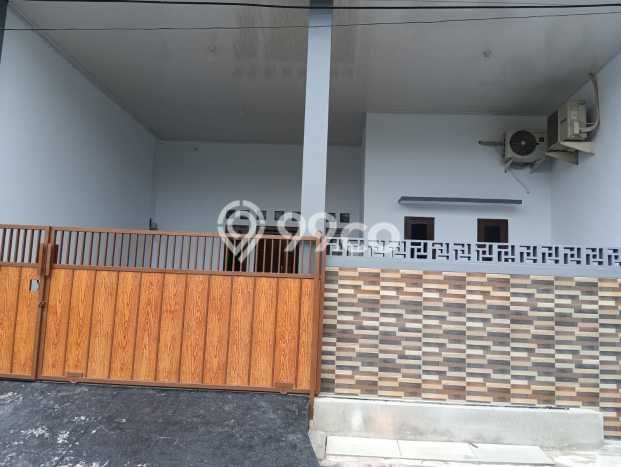 For Sale Hunian Rumah Terawat 3 Kamar di Harapan Indah, Bekasi For Sale Hunian Rumah Terawat 3 Kamar di Harapan Indah, Bekasi