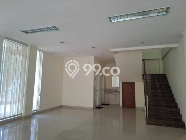LOKASI STRATEGIS! Gudang di , Luas 1040m2m², Area Bisnis, Mainroad LOKASI STRATEGIS! Gudang di , Luas 1040m2m², Area Bisnis, Mainroad