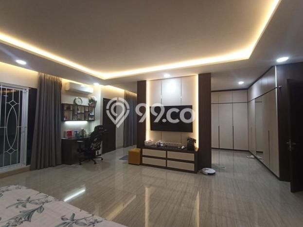 Jual Rumah Mewah Megah Dengan View Cantik di Pluit, Jakarta Utara Jual Rumah Mewah Megah Dengan View Cantik di Pluit, Jakarta Utara