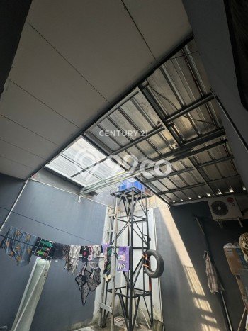 Rumah Minimalis 3 Kamar LT 153m2 di Taman Kopo Indah Rumah Minimalis 3 Kamar LT 153m2 di Taman Kopo Indah