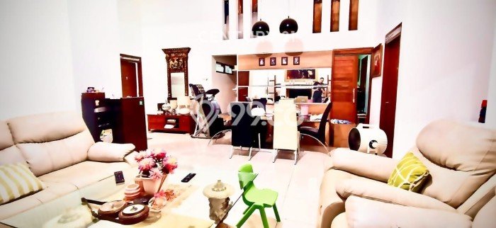 Jual Rumah Favorit Siap Huni LB 150m2 di Batununggal, Bandung Jual Rumah Favorit Siap Huni LB 150m2 di Batununggal, Bandung