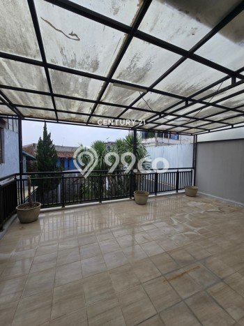 Rumah Elit Modern Tanpa Renovasi di Cikutra Bandung Rumah Elit Modern Tanpa Renovasi di Cikutra Bandung