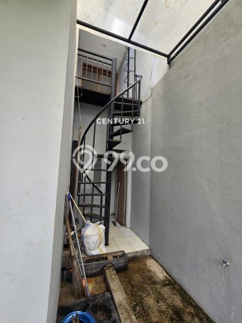 Rumah Elit Modern Tanpa Renovasi di Cikutra Bandung Rumah Elit Modern Tanpa Renovasi di Cikutra Bandung