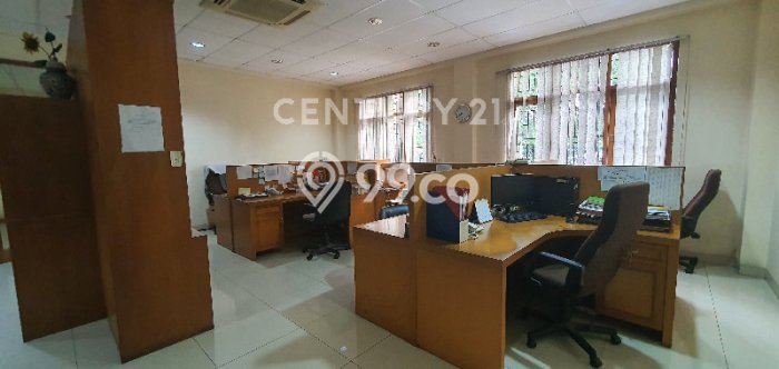 Dijual Rumah Luas Elegan Dengan View Eksklusif di Supratman, Bandung Dijual Rumah Luas Elegan Dengan View Eksklusif di Supratman, Bandung
