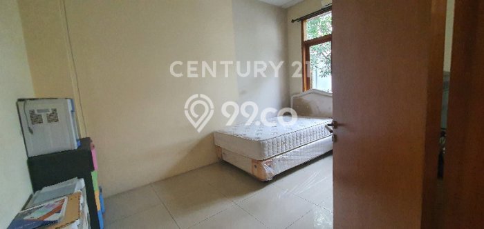 Dijual Rumah Luas Elegan Dengan View Eksklusif di Supratman, Bandung Dijual Rumah Luas Elegan Dengan View Eksklusif di Supratman, Bandung