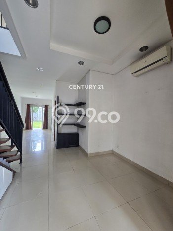 Rumah Elit Modern Tanpa Renovasi di Cikutra Bandung Rumah Elit Modern Tanpa Renovasi di Cikutra Bandung
