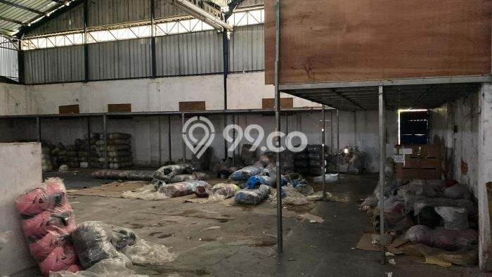 KEUNTUNGAN BERLIPAT! Gudang Kawasan Wonoayu, Luas 1300m2m², Area Bisnis KEUNTUNGAN BERLIPAT! Gudang Kawasan Wonoayu, Luas 1300m2m², Area Bisnis