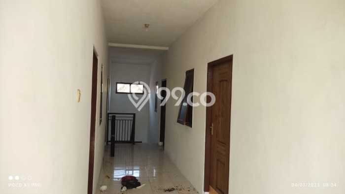 Rumah Kost untuk Dijual di Balongbendo Punya 12 Kamar Rumah Kost untuk Dijual di Balongbendo Punya 12 Kamar