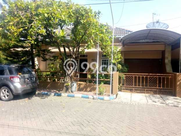 Dijual Rumah Strategis Bagus Punya 4 KT di Sidoarjo Sidoarjo SHM Dijual Rumah Strategis Bagus Punya 4 KT di Sidoarjo Sidoarjo SHM