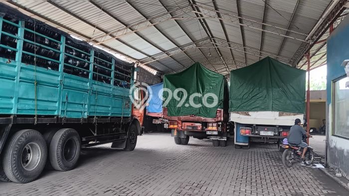 Gudang Usaha Dijual di Gempol Pasuruan LT 1000m2 & LB 900m2 Gudang Usaha Dijual di Gempol Pasuruan LT 1000m2 & LB 900m2