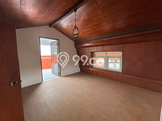 LOKASI PREMIUM! Rumah area Ngesrep, 4 KM, Area Strategis, Luas 150m2m² Bangunan 150m2m² LOKASI PREMIUM! Rumah area Ngesrep, 4 KM, Area Strategis, Luas 150m2m² Bangunan 150m2m²