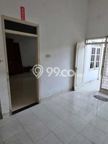 Jual Rumah Luas Megah Dengan View Eksklusif di Puri Anjasmoro, Semarang Jual Rumah Luas Megah Dengan View Eksklusif di Puri Anjasmoro, Semarang