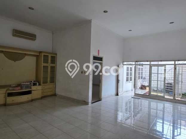 Jual Rumah Luas Megah Dengan View Eksklusif di Puri Anjasmoro, Semarang Jual Rumah Luas Megah Dengan View Eksklusif di Puri Anjasmoro, Semarang