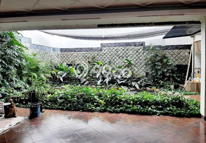 Rumah Elit LB 404m2 Siap Huni Desain Elegan di Tomang, Jakarta Barat Rumah Elit LB 404m2 Siap Huni Desain Elegan di Tomang, Jakarta Barat