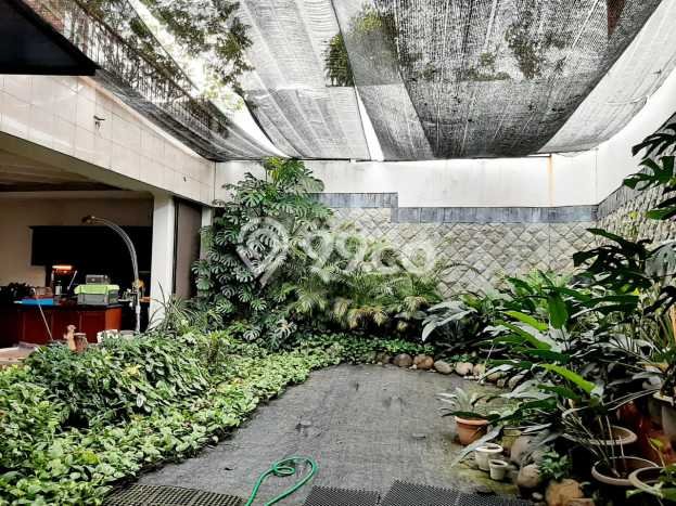 Rumah Elit LB 404m2 Siap Huni Desain Elegan di Tomang, Jakarta Barat Rumah Elit LB 404m2 Siap Huni Desain Elegan di Tomang, Jakarta Barat