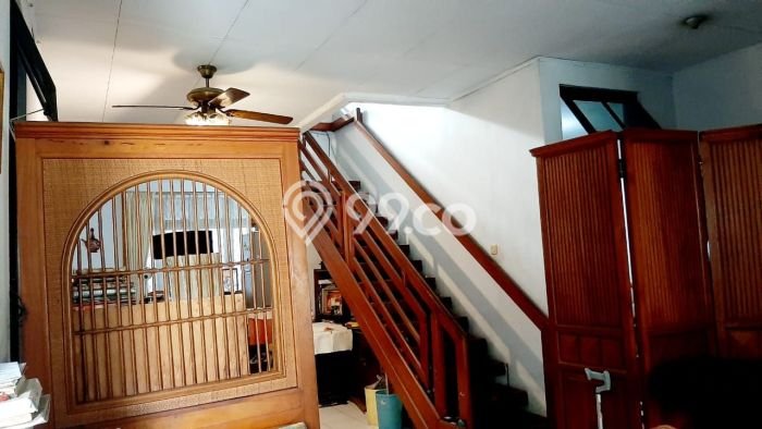 Jual Rumah Mewah Elegan Dengan View Eksklusif di Kedoya Baru, Jakarta Barat Jual Rumah Mewah Elegan Dengan View Eksklusif di Kedoya Baru, Jakarta Barat