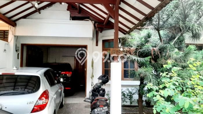 Dijual Rumah Premium dengan Fasilitas Sekitar Komplit di Kebon Jeruk, Jakarta Barat Dijual Rumah Premium dengan Fasilitas Sekitar Komplit di Kebon Jeruk, Jakarta Barat