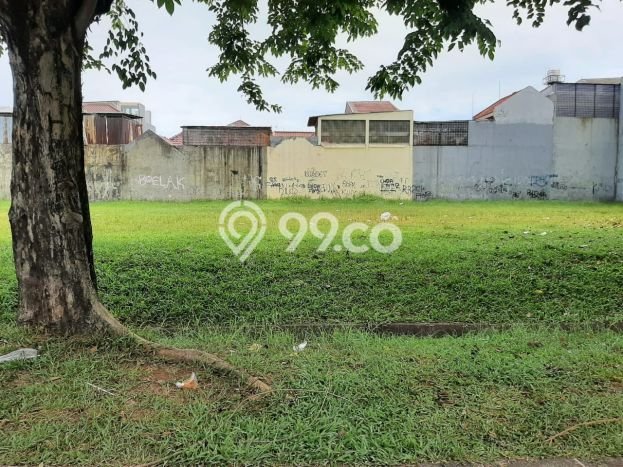 Tanah Dijual Lokasi Strategis di Jakarta Barat dengan Luas 450m2 Tanah Dijual Lokasi Strategis di Jakarta Barat dengan Luas 450m2