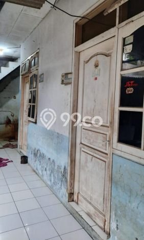 Rumah Modern Cantik 9 Kamar Siap Huni di Kramat Jati Rumah Modern Cantik 9 Kamar Siap Huni di Kramat Jati