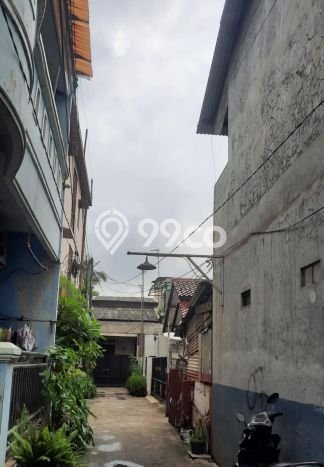 Rumah Modern Cantik 9 Kamar Siap Huni di Kramat Jati Rumah Modern Cantik 9 Kamar Siap Huni di Kramat Jati