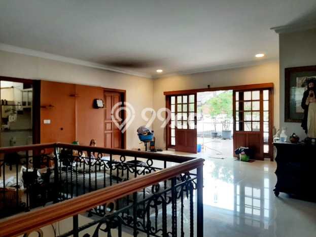 Rumah Elit LB 404m2 Siap Huni Desain Elegan di Tomang, Jakarta Barat Rumah Elit LB 404m2 Siap Huni Desain Elegan di Tomang, Jakarta Barat