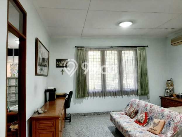 Dijual Rumah Mewah Elegan Dengan View Cantik di Kedoya Baru, Jakarta Barat Dijual Rumah Mewah Elegan Dengan View Cantik di Kedoya Baru, Jakarta Barat